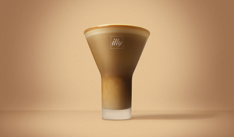 Sütlü Köpüklü Bir Kahve: Latte Nasıl Yapılır?